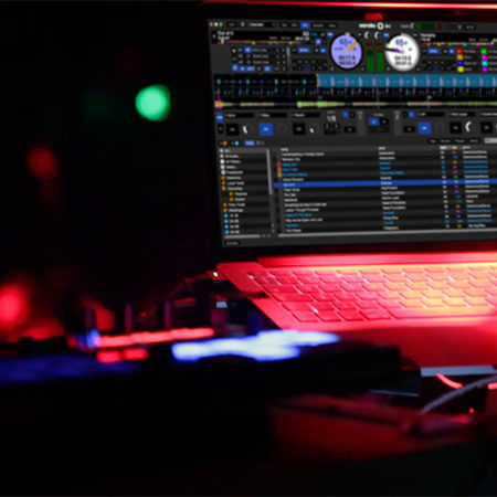 serato-dj-laptop